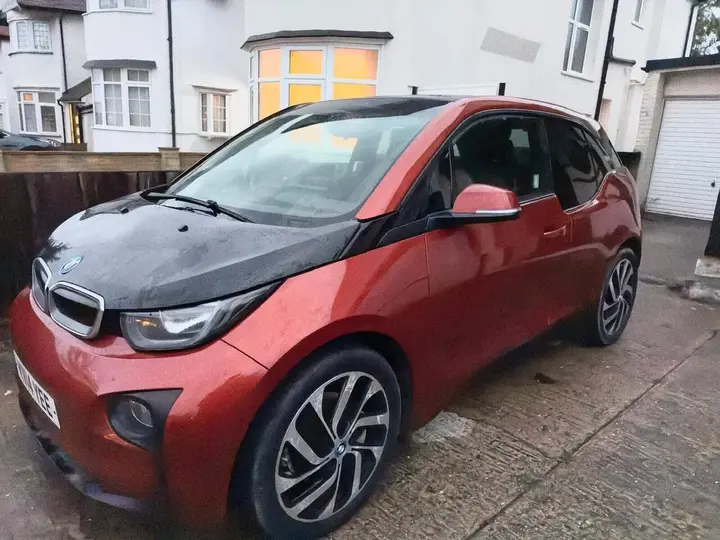 BMW I3