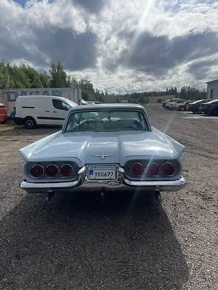 Ford Thunderbird 1960 photo 2