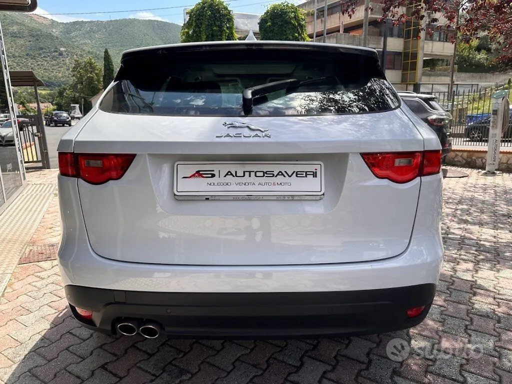 Jaguar F-Pace 2019 photo 3