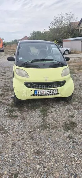 Smart Fortwo 2002 photo 2