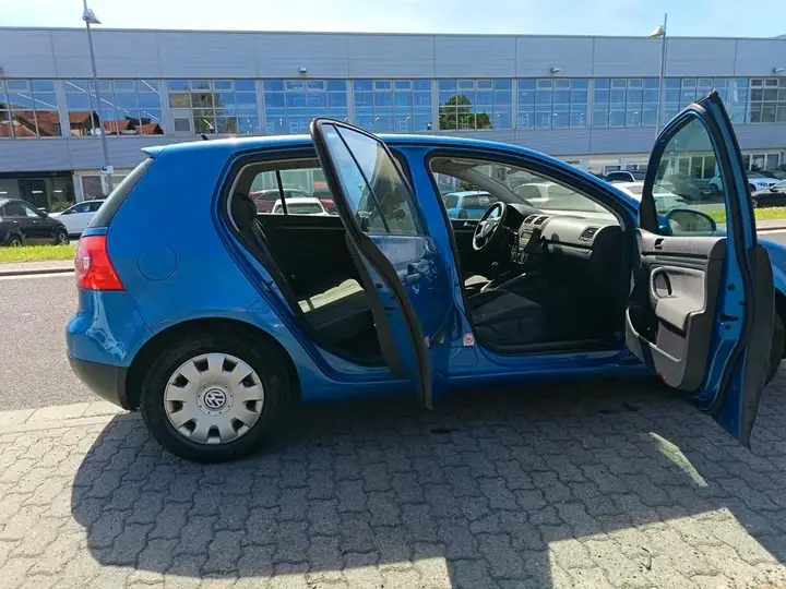 Volkswagen Golf 5