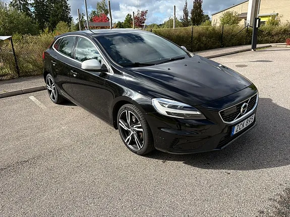 Volvo V40 2018 photo 2