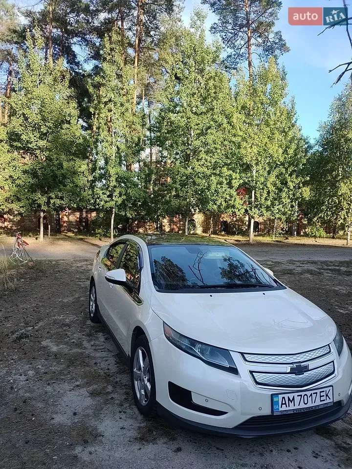 Chevrolet Volt 2012 photo 2