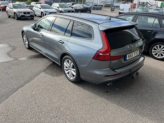 Volvo V60 2019 photo 5