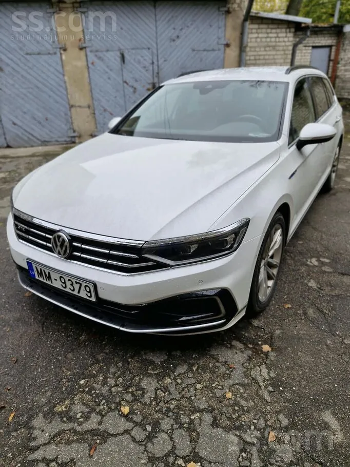 Volkswagen Passat B8 2020 photo 2
