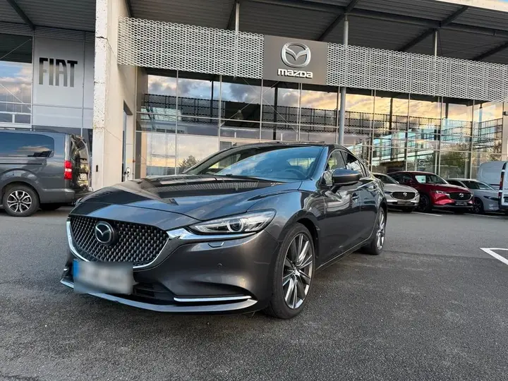 Mazda 6