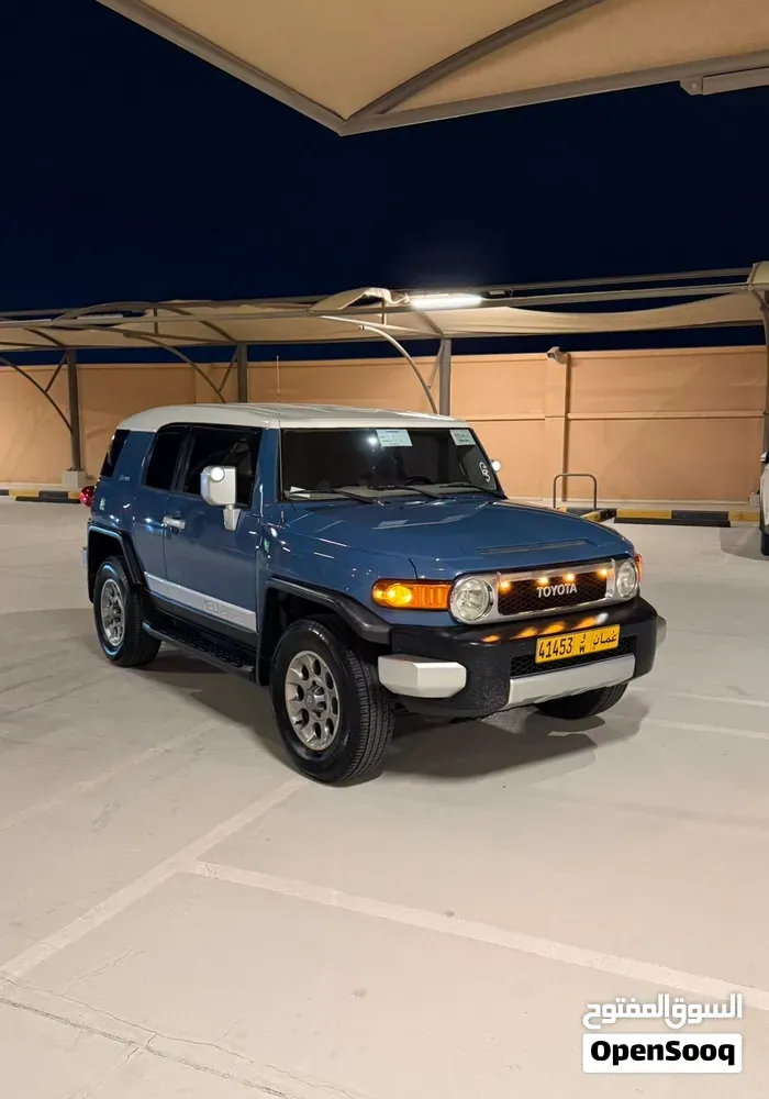Toyota Fj 2012 photo 5