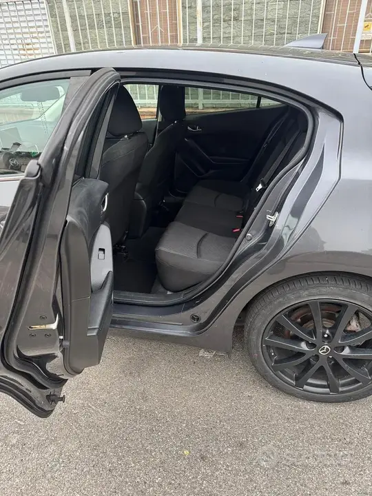 Mazda Mazda3