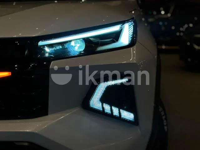Toyota Hilux 2026 photo 4