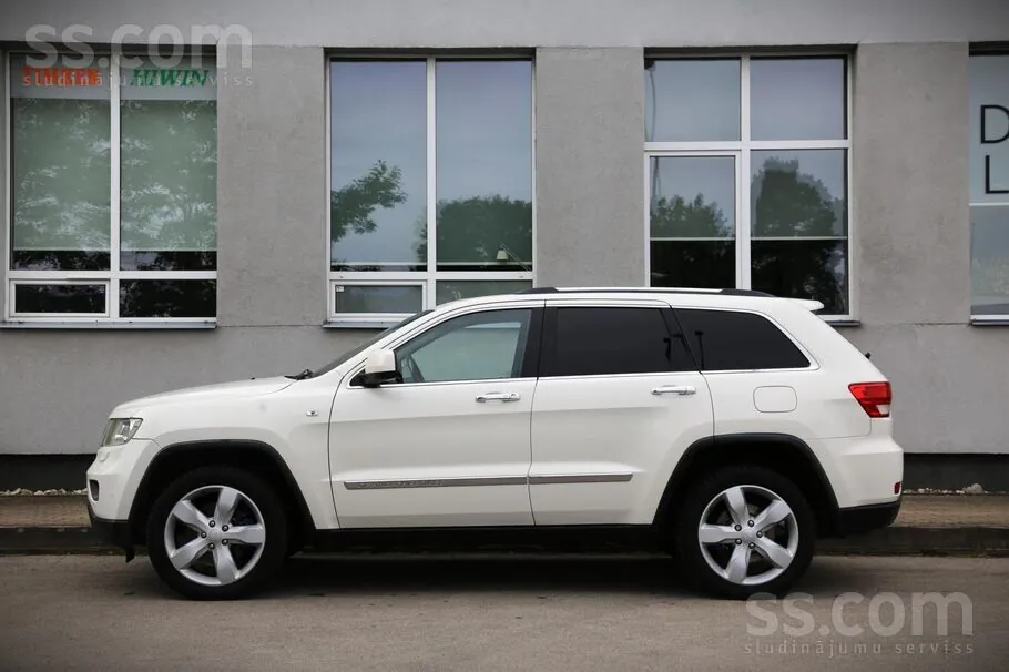 Jeep Grand Cherokee 2012 photo 2