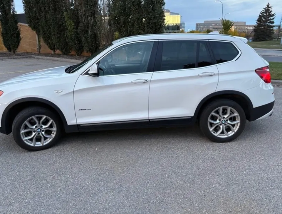 BMW X3 2013 photo 2