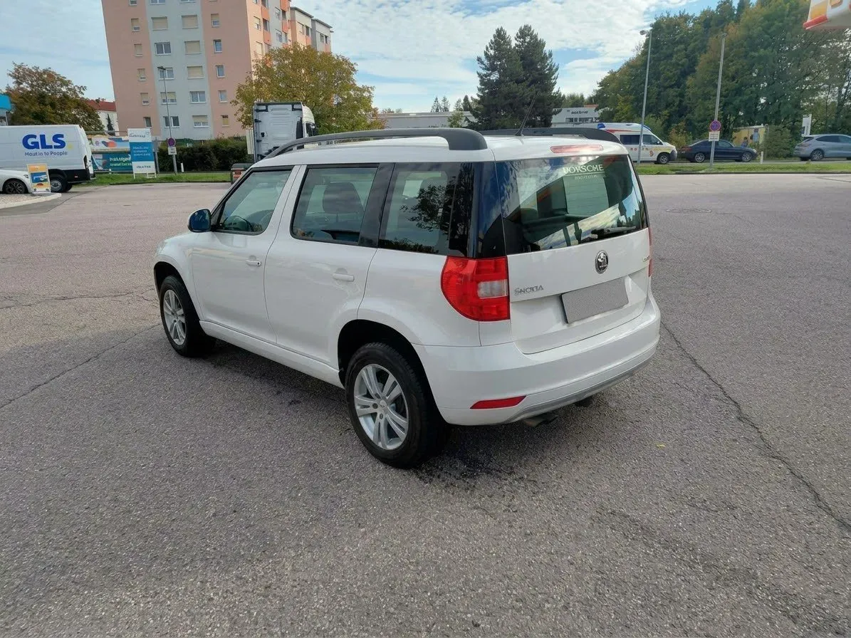 Skoda Yeti 2014 photo 3