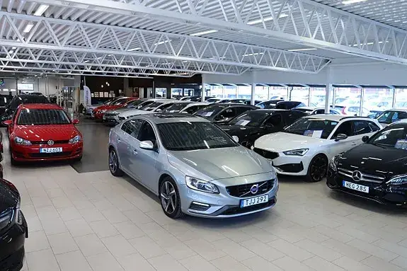 Volvo S60 2014 photo 3