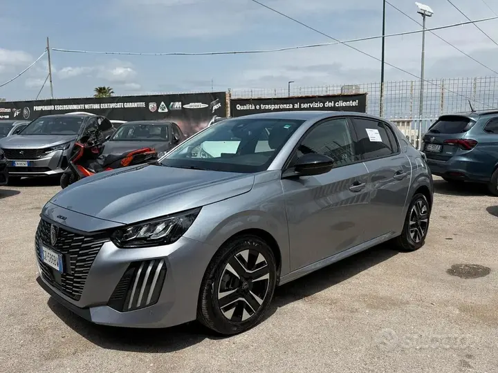 Peugeot 208 2025 photo 3