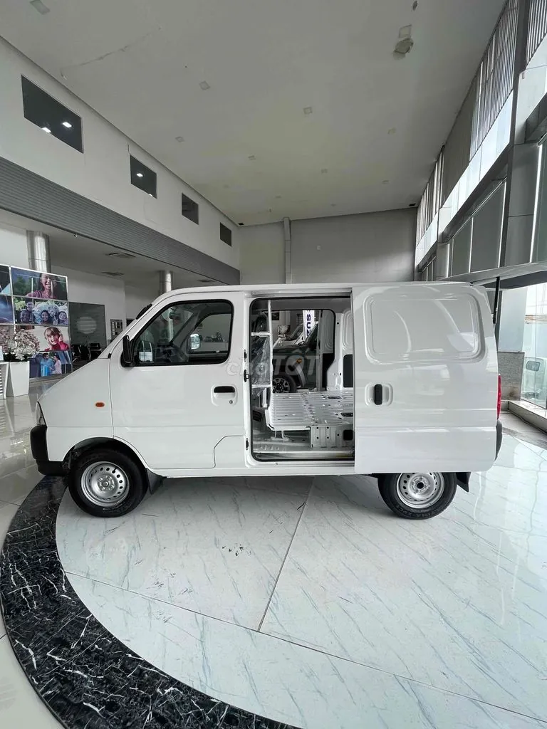 Suzuki Eeco Van photo 5