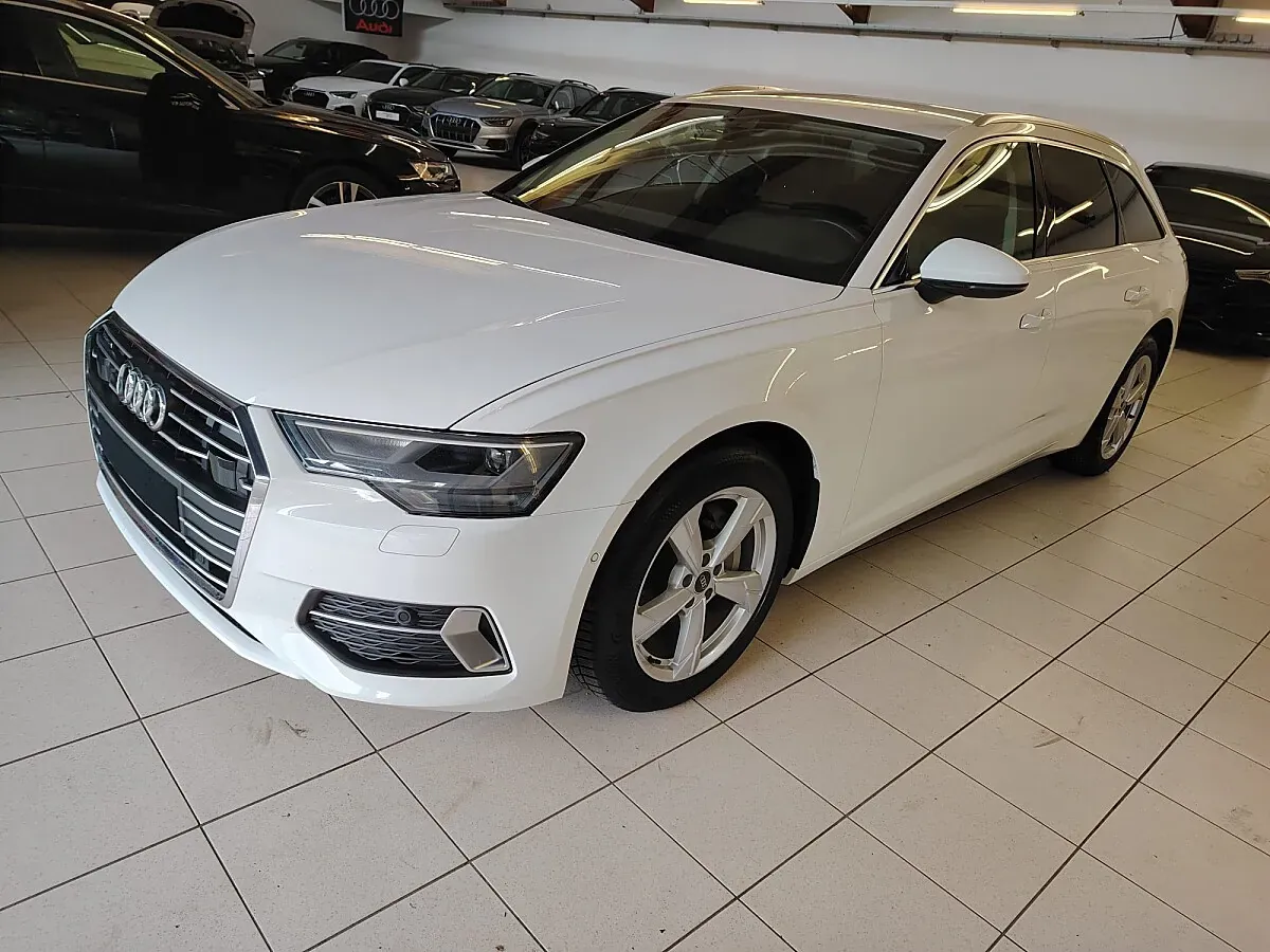 Audi A6 2022 photo 2