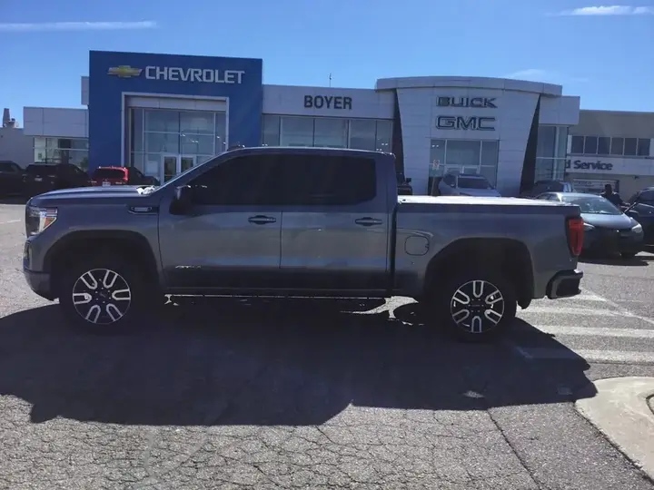 GMC Sierra 1500 2021 photo 2