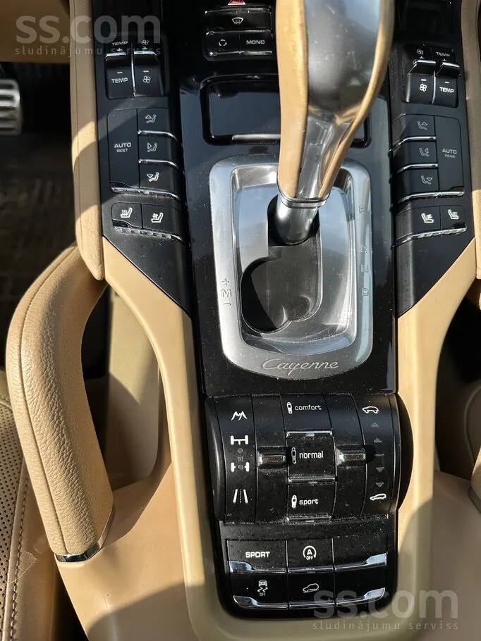 Porsche Cayenne 2013 photo 4