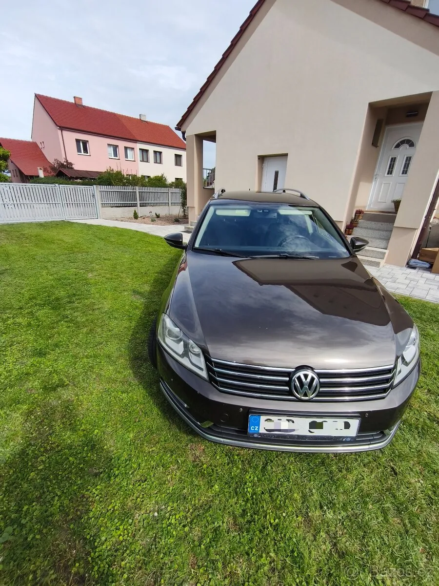 Volkswagen Passat 2012 photo 3