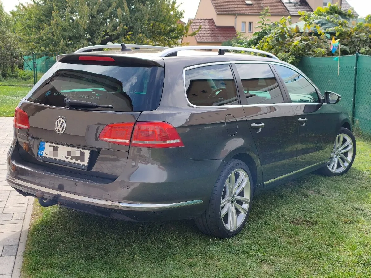 Volkswagen Passat 2012 photo 5