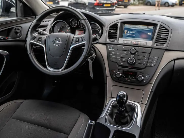 Opel Insignia 2012 photo 2
