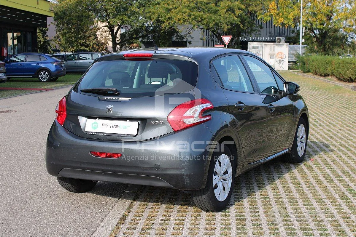 Peugeot 208 2013 photo 5
