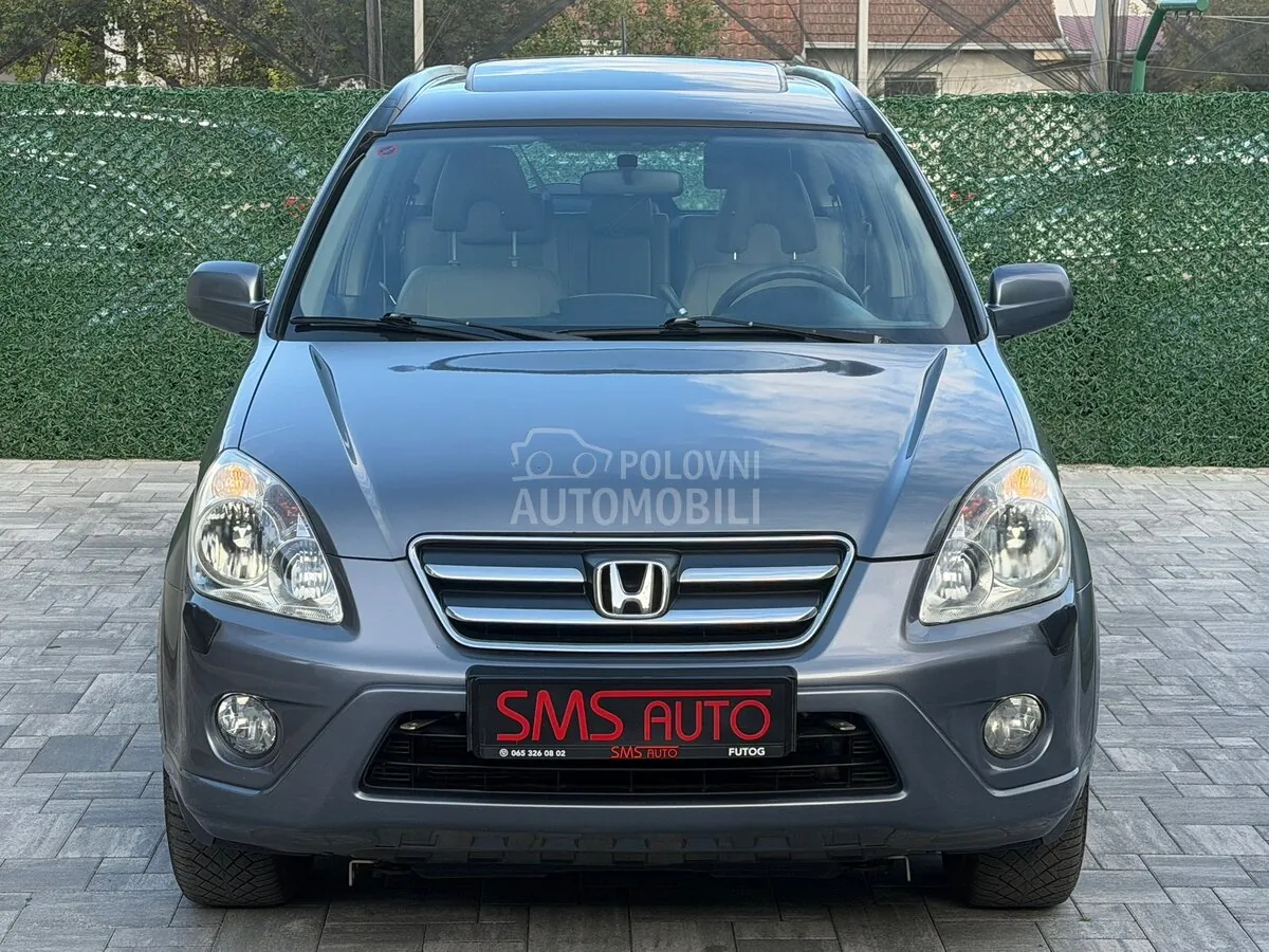 Honda Cr-V 2004 photo 2