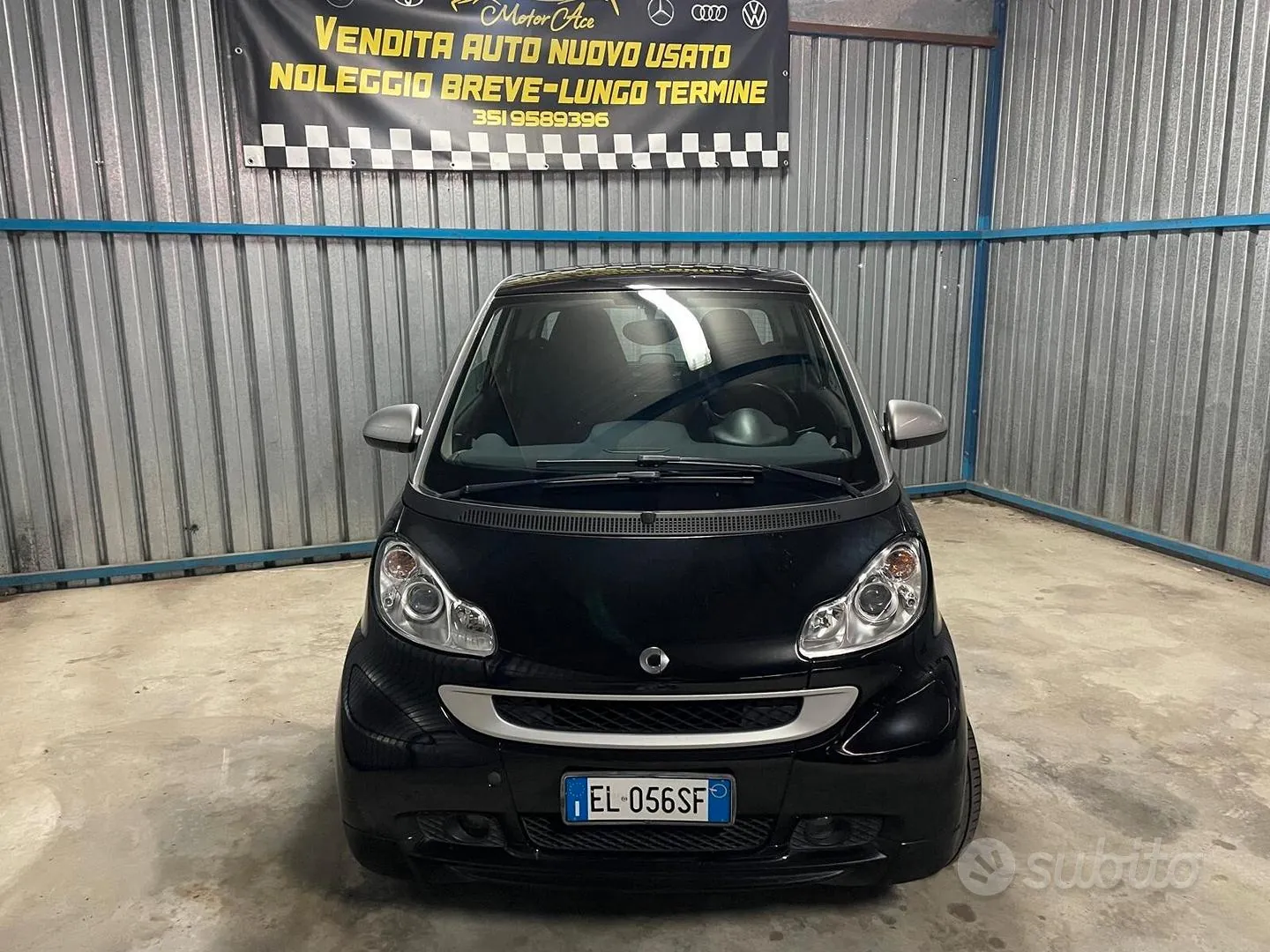 Smart Fortwo 2011 photo 2