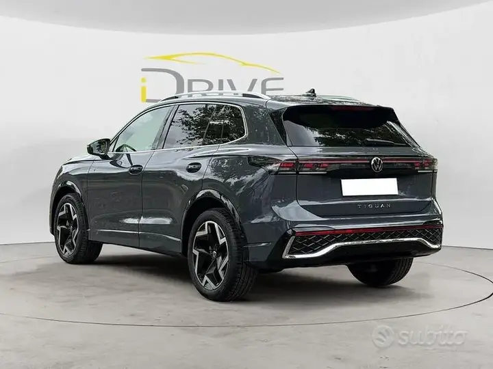 Volkswagen Tiguan 2024 photo 4
