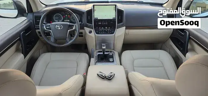 Toyota Land Cruiser 2020 photo 2
