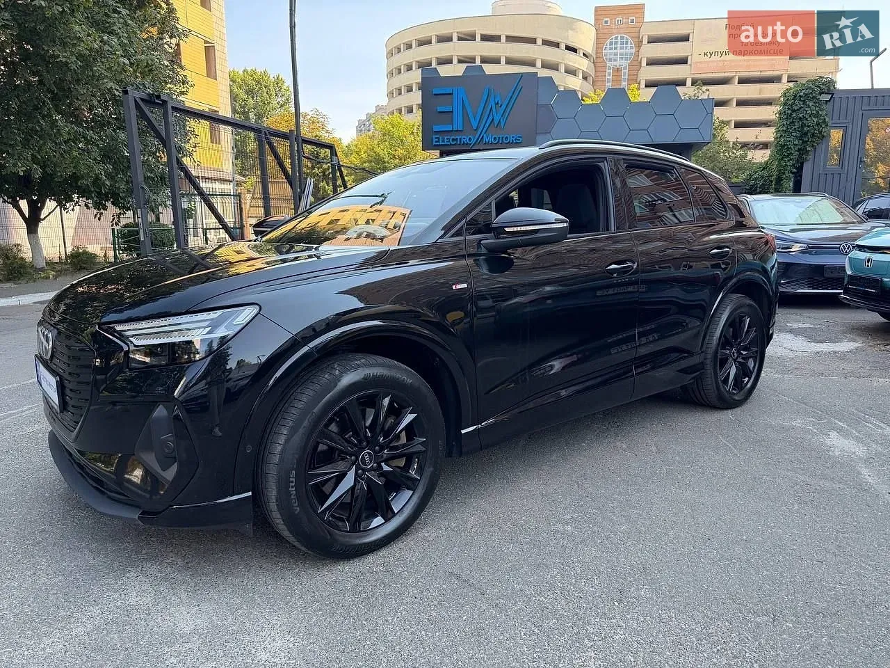Audi Q4 E-Tron 2023 photo 2