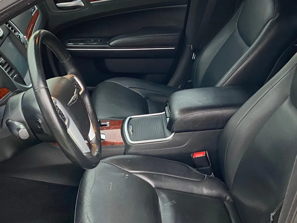 Chrysler 300 2013 photo 5