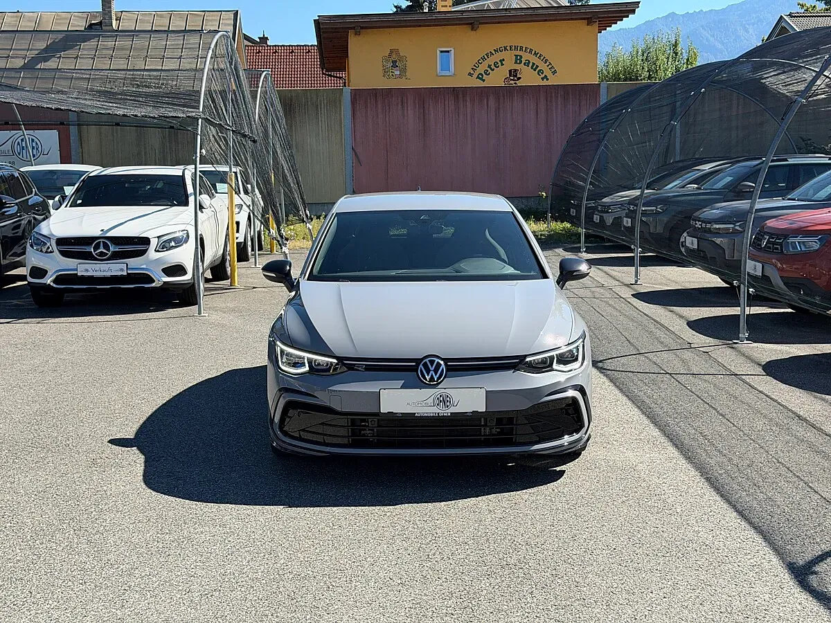 Volkswagen Golf 2022 photo 2