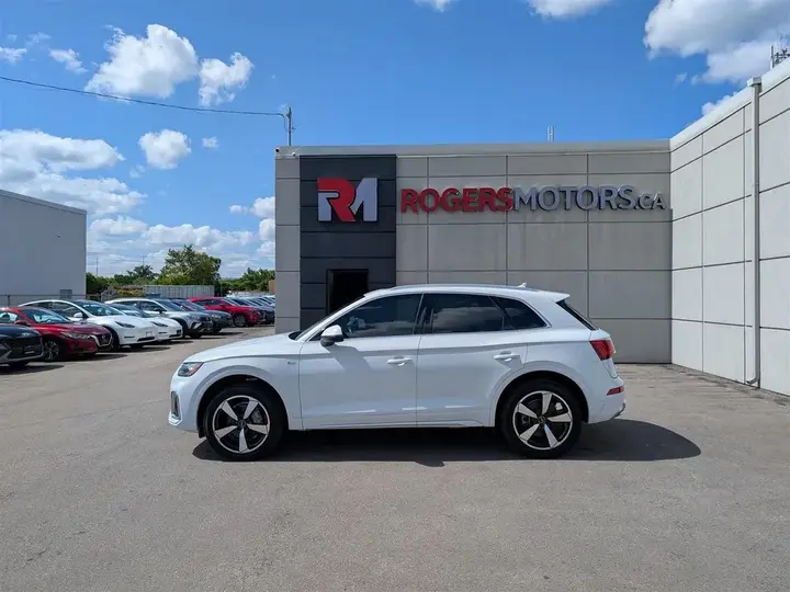 Audi Q5 2023 photo 2