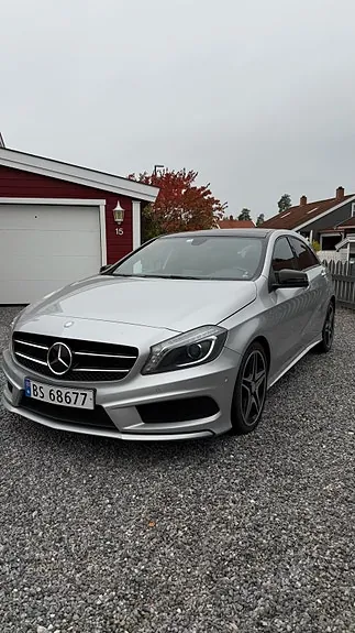 Mercedes-Benz A180 2013 photo 2