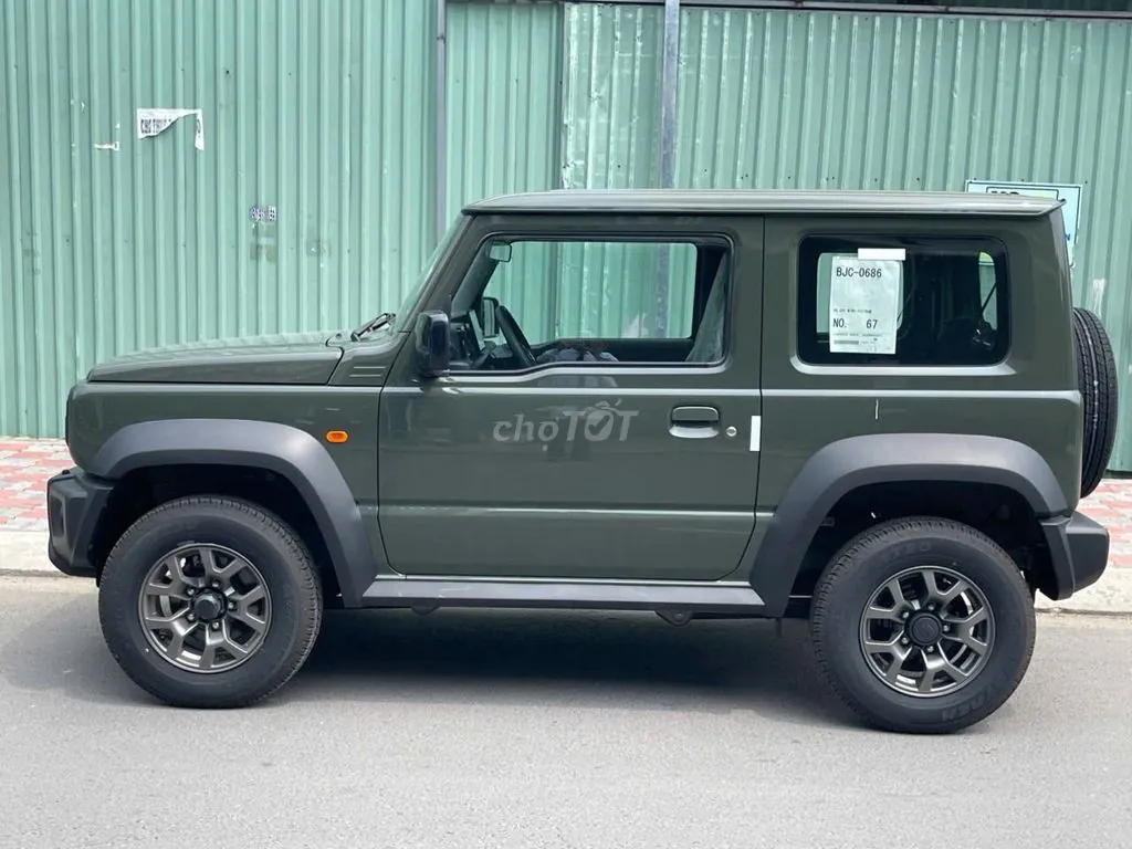 Suzuki Jimny photo 2