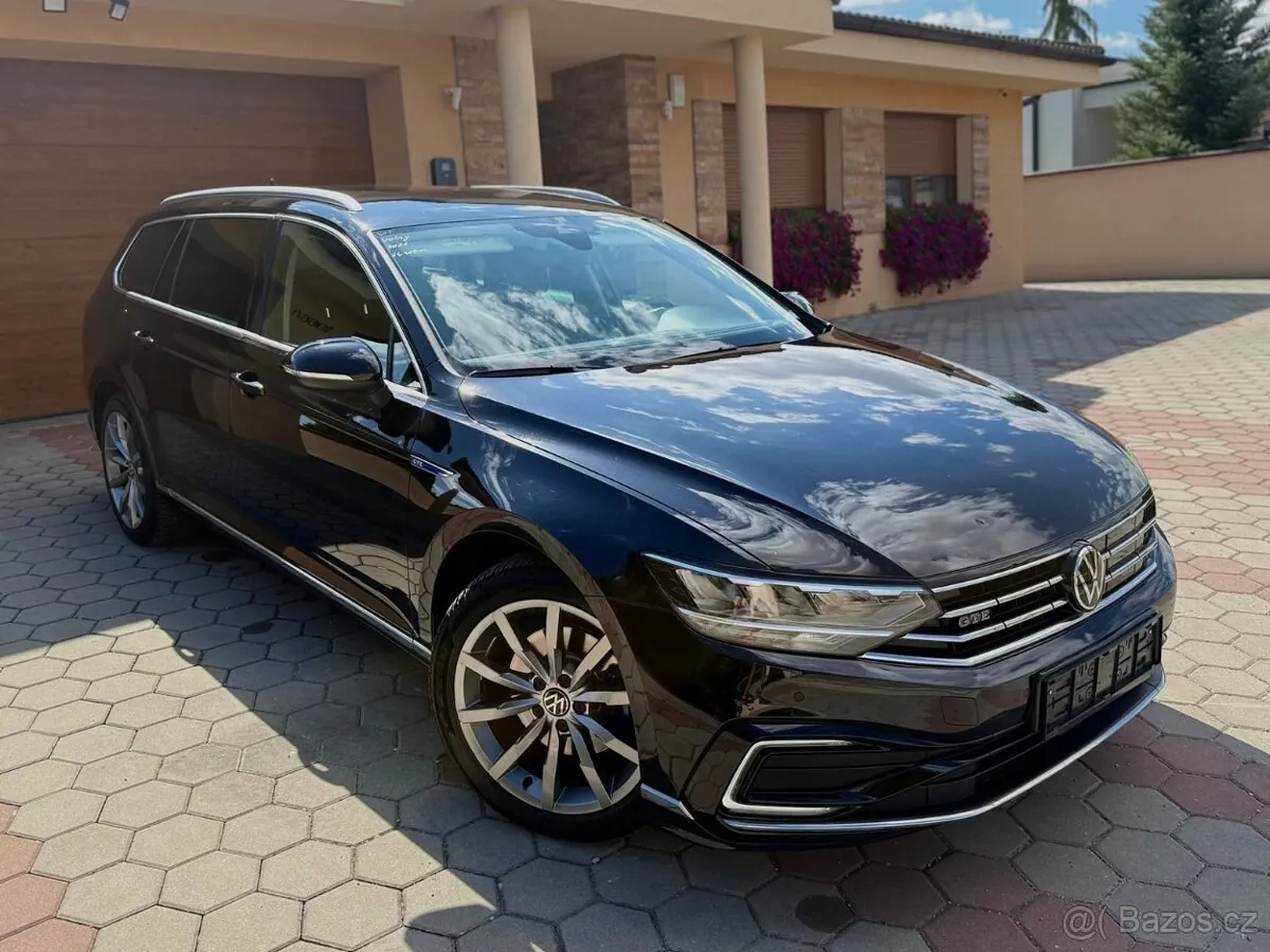 Volkswagen Passat 2021 photo 3