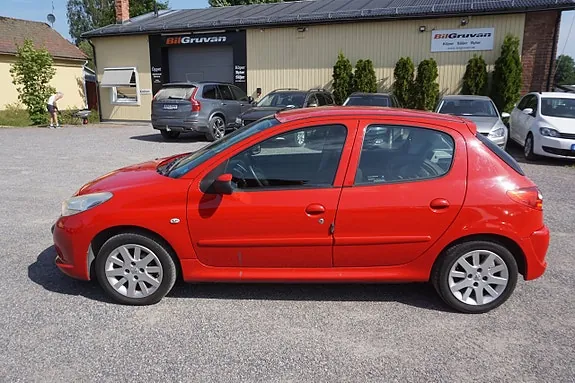 Peugeot 206 2010 photo 4