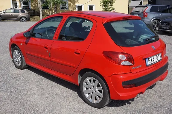 Peugeot 206 2010 photo 2
