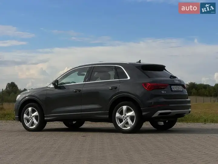 Audi Q3 2019 photo 4