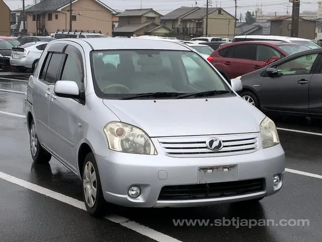 Toyota Raum