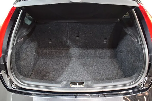 Volvo V40 2014 photo 5