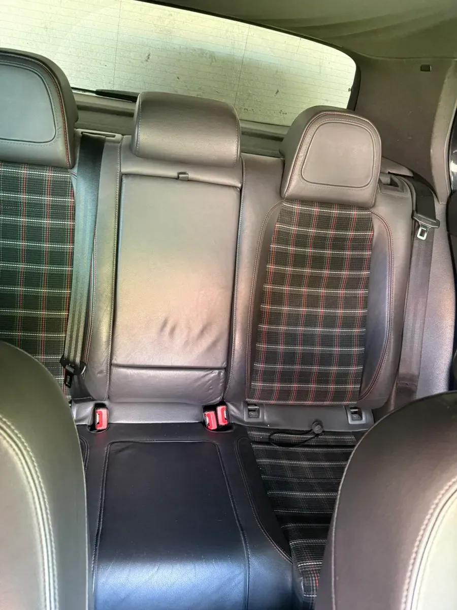 Volkswagen Golf 2008 photo 3