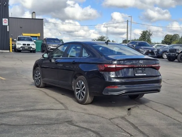 Volkswagen Jetta 2025 photo 3
