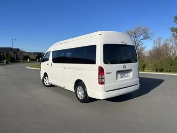 Toyota Hiace 2024 photo 4