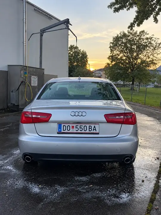Audi A6 2011 photo 2