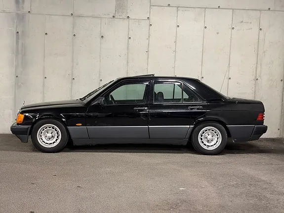 Mercedes-Benz 190 E 1989 photo 5
