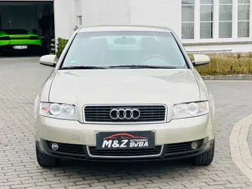 Audi A4 2003 photo 2