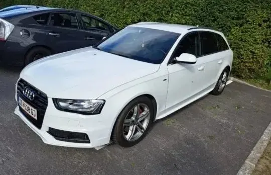 Audi A4 2013 photo 3