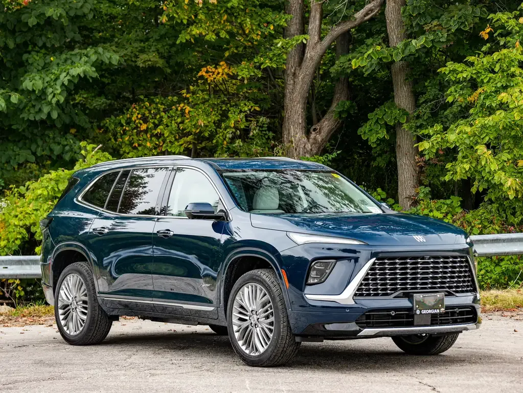 Buick Enclave 2027 photo 3